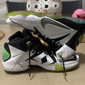 Nike Men’s White, Black and Neon Green Basketball Sneakers